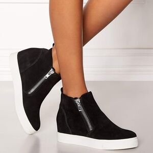 Steve Madden wedge sneakers size 7